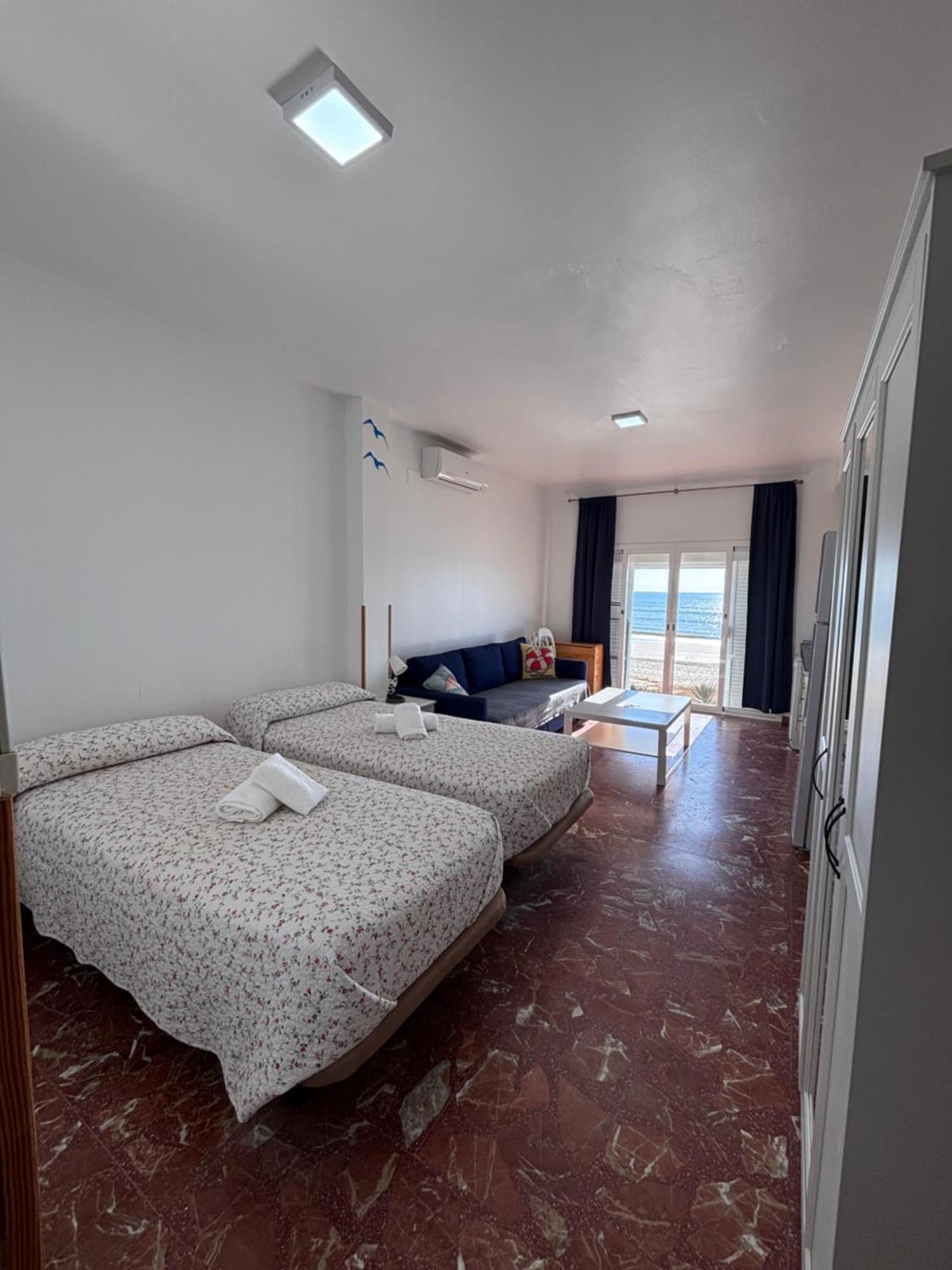 A La Orilla Del Mar Apartment Matalascanas Room photo